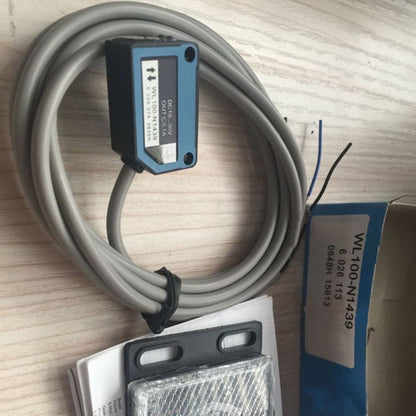 Wl100-N1439  Photoelectric Switch Sensor for SICK