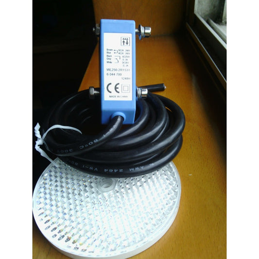 1PC  WL2502R1531 Photoelectric Sensor for  Sick WL250-2R1531
