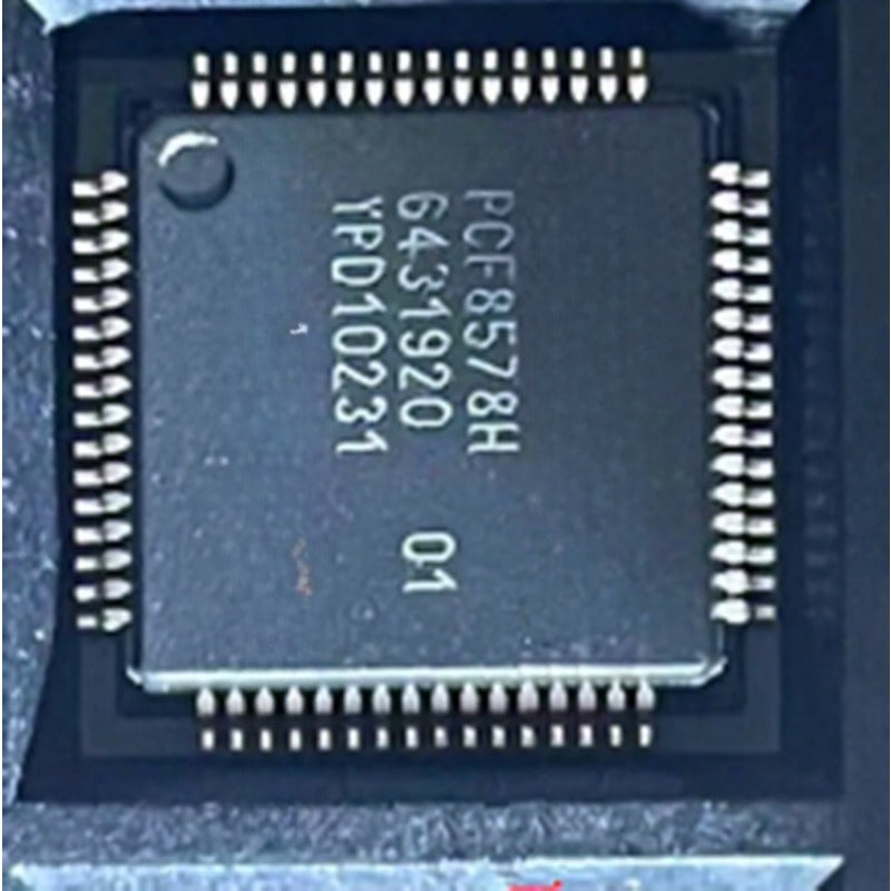 1PCS  IC CHIP for PCF8578H PCF8578 PCF8578H/1 QFP-64